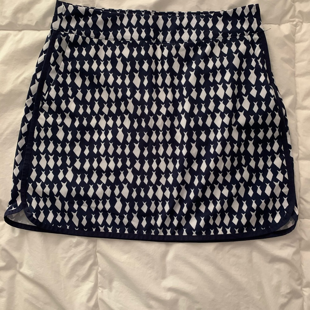 Vineyard Vine Navy golf skirt 2